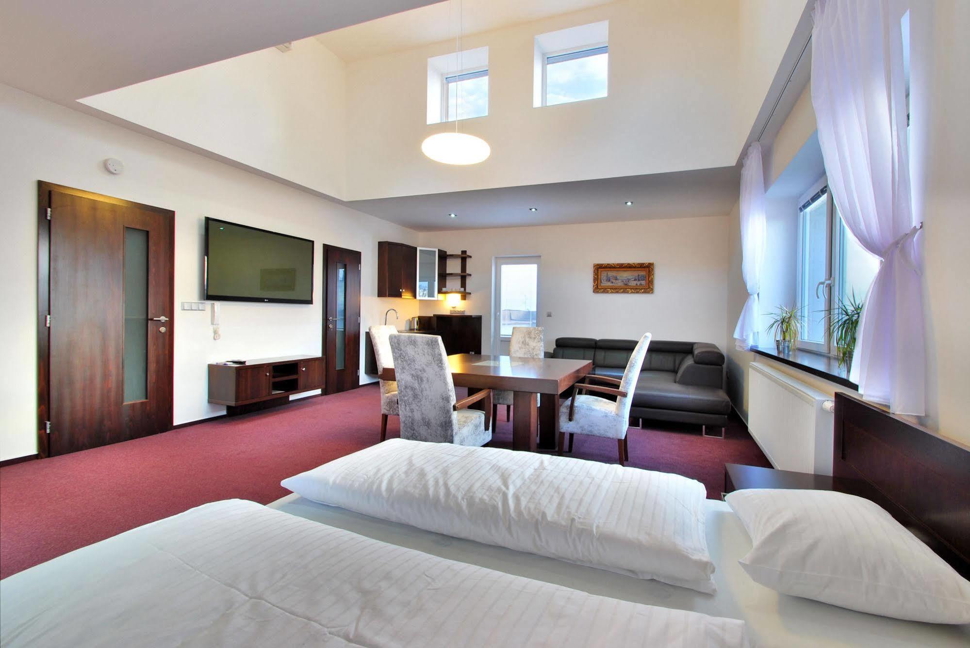 Hotel Palac 3*